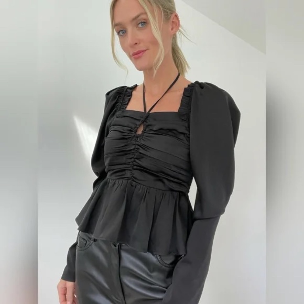 NWT Six/Fifty Ruby Satin Tie Front Blouse Black